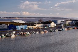 Construction, Maison, Bateau, Chalutier, Hangar, Port, Mer, Paysage, Tourisme