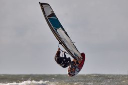 Yves Gondre, Maitres du vent, Sport, Windsurf