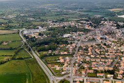 Objets volants, Vue aerienne, Paysage, Village, Construction, Maison, Tourisme