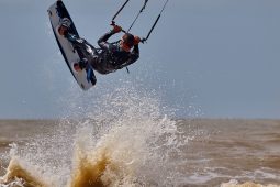 Hugo Burlinski, Maitres du vent, Sport, Kitesurf