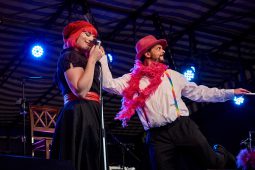 Anisette et Les Glacons, Concert
