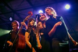 Concert, Canailles