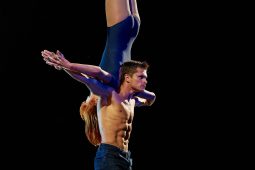 FDJ, Spectacle