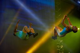 FDJ, Spectacle