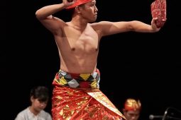 IOV Indonesia, Spectacle