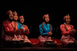 IOV Indonesia, Spectacle