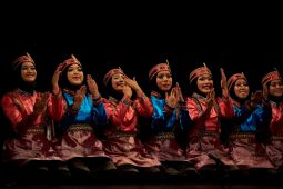 IOV Indonesia, Spectacle