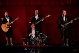 Concert, Ministère Magouille, Spectacle