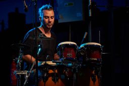 Aloubi, Concert