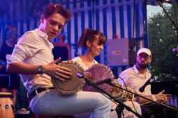 Concert, Pan Vaca