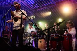 Concert, Pan Vaca