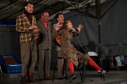 Spectacle, Cie Joe Sature