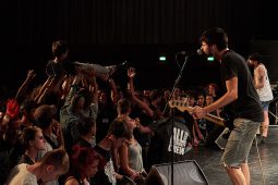 Guerilla Poubelle, Concert