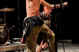 Guerilla Poubelle, Concert