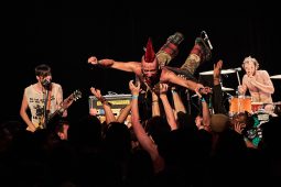 Guerilla Poubelle, Concert