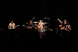 Guerilla Poubelle, Concert
