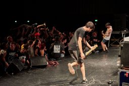 Guerilla Poubelle, Concert