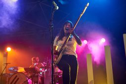 Concert, Hyphen Hyphen