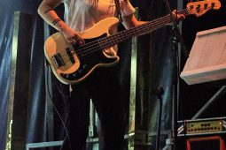 Concert, Hyphen Hyphen