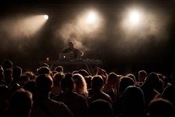 Le Bask, Concert
