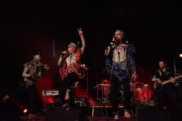 Concert, Roots Intention Crew