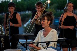 Concert, Pan Vaca
