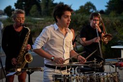 Concert, Pan Vaca