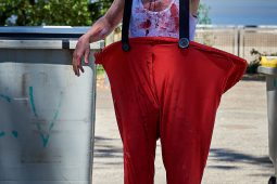 Cie Du Grenier au Jardin, Spectacle