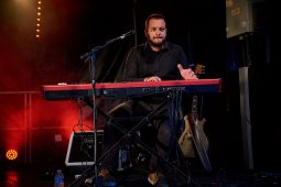 Concert, Kover Cup