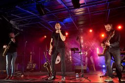 Concert, Kover Cup