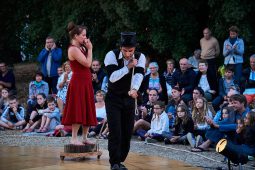 La Folle Allure, Spectacle