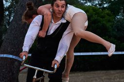 La Folle Allure, Spectacle