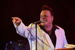 Concert, Mike Sanchez