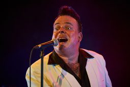Concert, Mike Sanchez