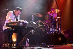 Concert, Mike Sanchez