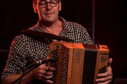 Carré Manchot, Concert