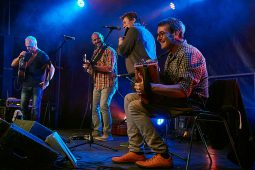 Carré Manchot, Concert