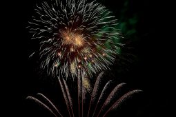 Grande-Bretagne, Festival pyrotechnique