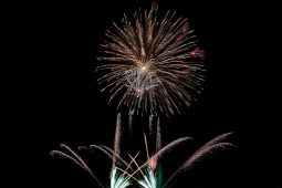 Grande-Bretagne, Festival pyrotechnique