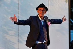 L'art Osé, Spectacle