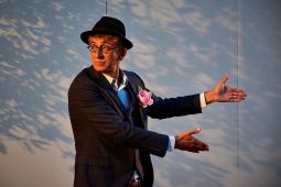 L'art Osé, Spectacle