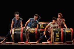Orang Orang Drum Theatre, Spectacle