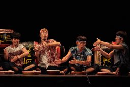 Orang Orang Drum Theatre, Spectacle
