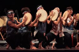 Orang Orang Drum Theatre, Spectacle