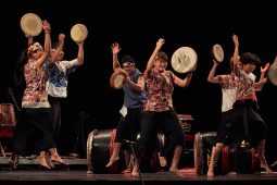 Orang Orang Drum Theatre, Spectacle