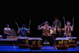 Orang Orang Drum Theatre, Spectacle