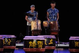 Orang Orang Drum Theatre, Spectacle
