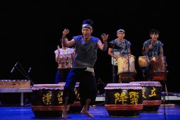Orang Orang Drum Theatre, Spectacle