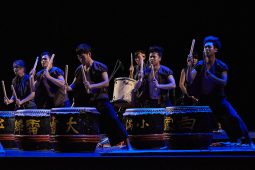 Orang Orang Drum Theatre, Spectacle