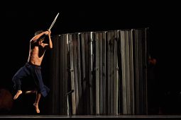 Orang Orang Drum Theatre, Spectacle